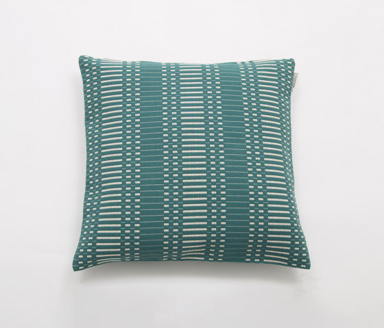 Cushion cover 50 Helios Green | Cuscini | Johanna Gullichsen