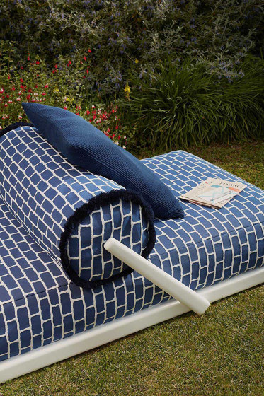 Sunset Roll Bed | Chaise longue | Exteta