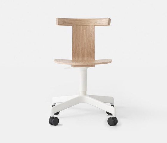 Jiro Swivel Chair Natural - White Base with Casters | Chairs | Resident