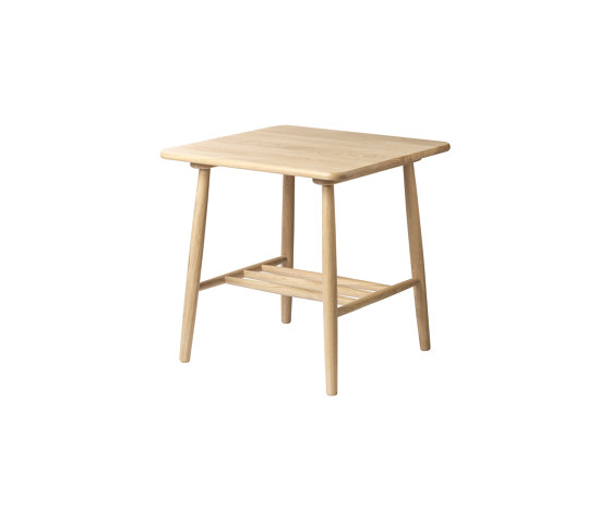 D20 Corner Table by Poul M. Volther (55x55) | Mesas auxiliares | FDB Møbler