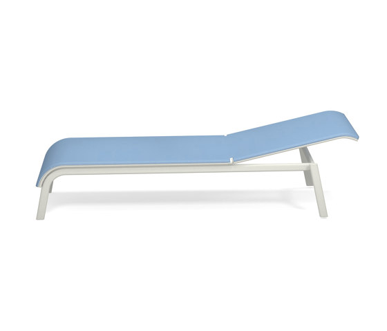 Tiki Stackable sunbed I 198+198B+198P+198R+198T | Sun loungers | EMU Group