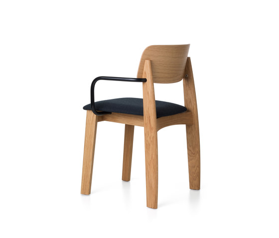 Stone chair | Chairs | Quodes