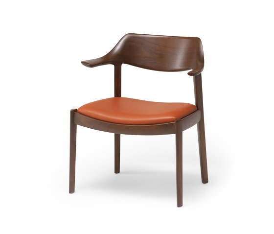 WING LUX LD Side Chair | Chaises | CondeHouse