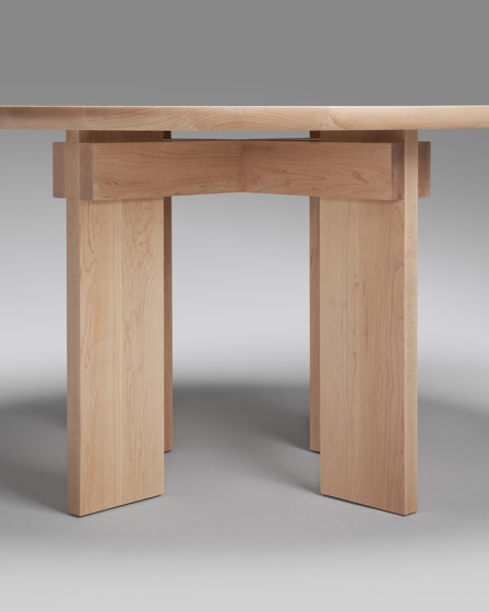 Chapter Table - 50 inch (Hard Maple) | Mesas comedor | Roll & Hill