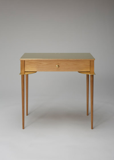 The Cain Nightstand (White Oak/Brass) | Night stands | Roll & Hill
