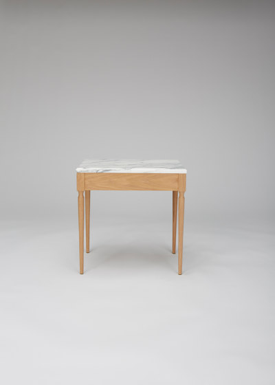 The Cain Side Table (White Oak/Stone) | Tables d'appoint | Roll & Hill