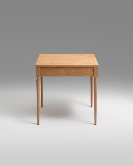 The Cain Side Table (White Oak) | Mesas auxiliares | Roll & Hill