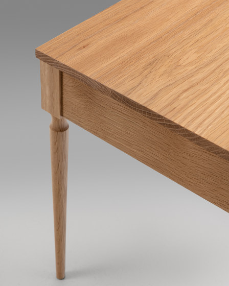 The Cain Side Table (White Oak) | Tables d'appoint | Roll & Hill