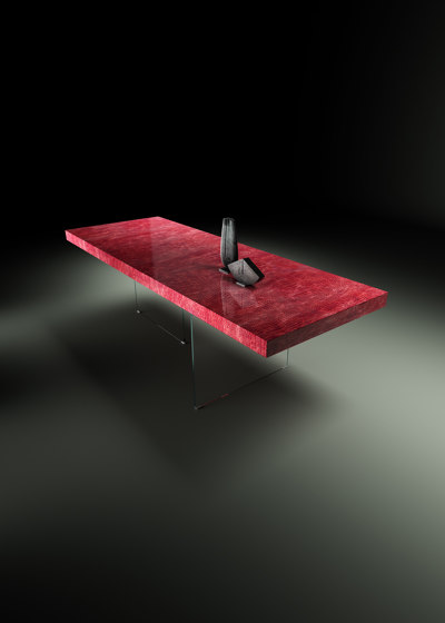 Air Cobra Rosso XGlass Table | Mesas comedor | LAGO