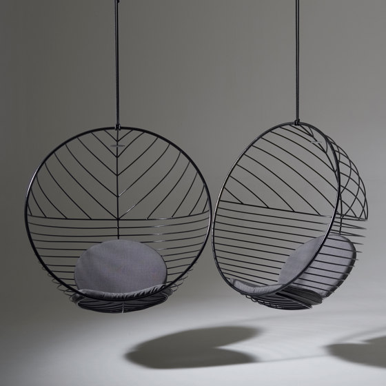 Bubble Hanging Chair Swing Seat - Star Pattern (Black) | Columpios | Studio Stirling