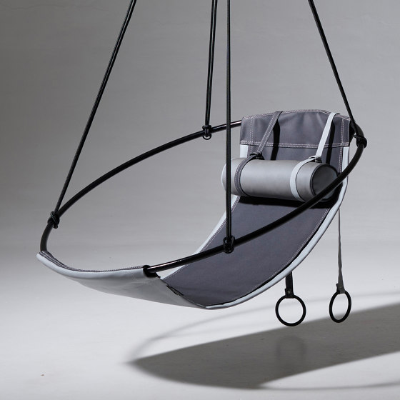 Sling Hanging Chair - Outdoor (Grey) | Columpios | Studio Stirling