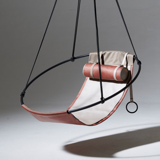 Sling Hanging Chair - Outdoor (Sandy) | Balancelles | Studio Stirling