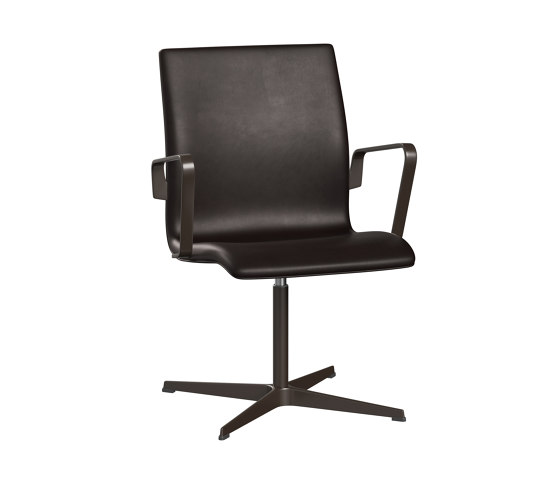 Oxford™ | Chair | 3241T | Leather | 4 star brown bronze base | Armrest | Chairs | Fritz Hansen