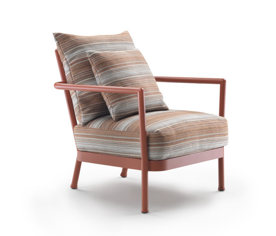 Camargue armchair | Armchairs | Flexform