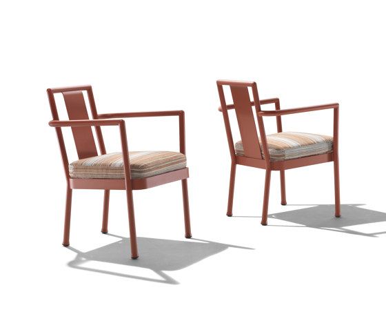 Camargue chair | Chairs | Flexform