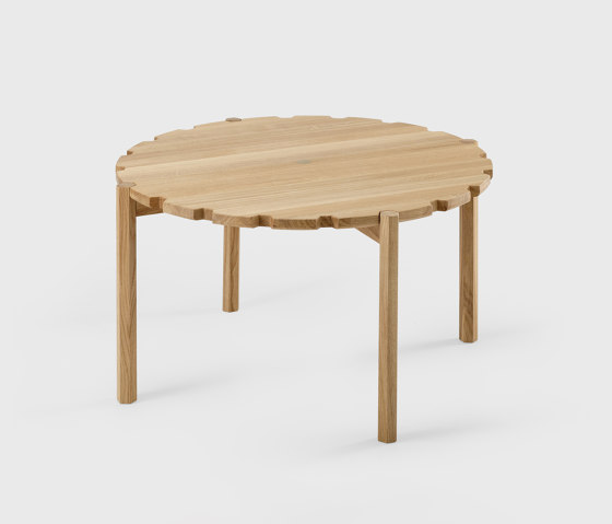 Table d'appoint Pinion D80, huile naturelle | Tables basses | EMKO PLACE