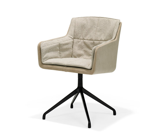 Cambria XL Chair | Sillas | QLiv