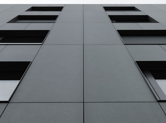 concrete skin | Guesthouse of the textile academy | Systèmes de façade | Rieder