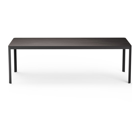 Elusive | Dining tables | B&T Design