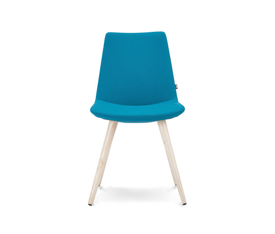 Pera - Wood Dowel | Chairs | B&T Design