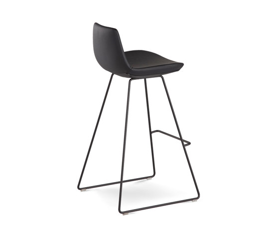 Pera Bar - Sled | Bar stools | B&T Design