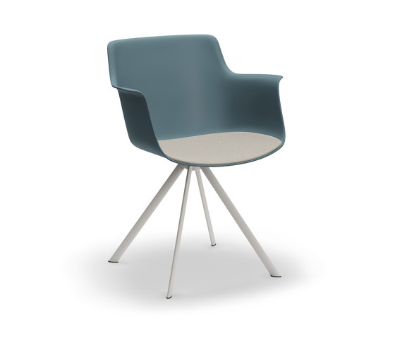 Rego Play - Ellipse with Seat Pad | Stühle | B&T Design