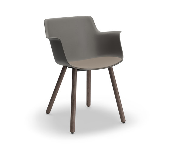 Rego Play - Wood Dowel with Seat Pad | Chairs | B&T Design