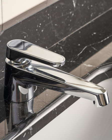 Twenties single lever basin mixer | Wash basin taps | Devon&Devon