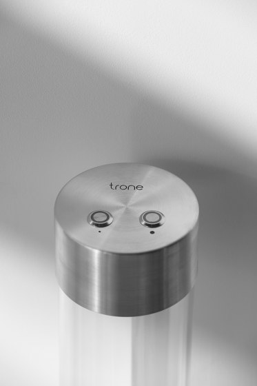 Icone01 | Blu | WC | Trone