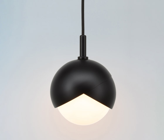 Benedict | Pendant - 9 inch (Black - matte) | Suspensions | Trella