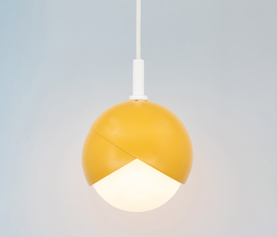 Benedict | Pendant - 9 inch (Canary - matte) | Lámparas de suspensión | Trella
