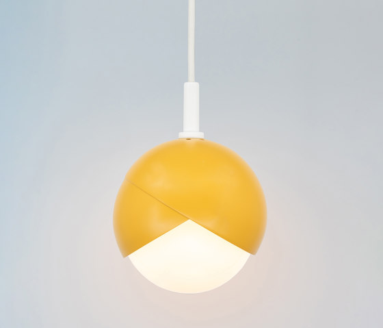 Benedict | Pendant - 9 inch (Canary - matte) | Lampade sospensione | Trella