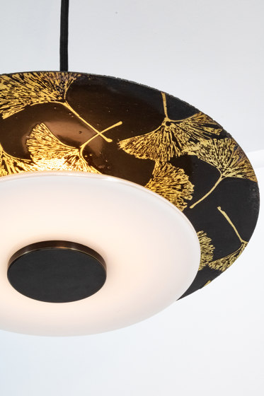 Klein | Pendant - 11 inch (Ginkgo etch in blackened two tone) | Lampade sospensione | Trella