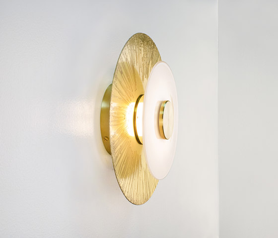Klein | Sconce (Klein etch in polished brass) | Wall lights | Trella