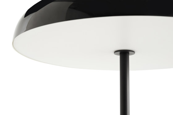 Pao Steel Floor Lamp | Lámparas de pie | HAY