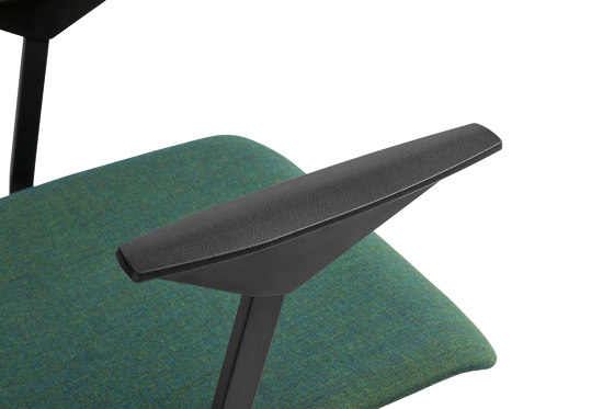 Result Armchair Full Upholstery | Sillas | HAY