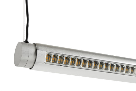 Factor Linear Suspension Lamp Directional | Lámparas de suspensión | HAY
