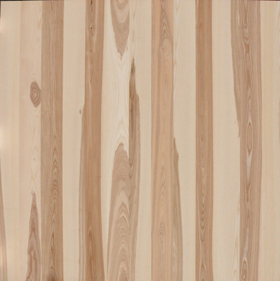 Naturholzplatten Elements Laubholz | Kernesche Möbelplatte | Holzböden | Admonter Holzindustrie AG
