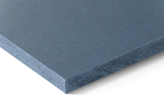Modula | Carat Azurite 7040 | Concrete tiles | Swisspearl Schweiz AG