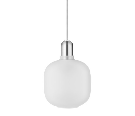 Amp Lamp Small Matt/White | Lámparas de suspensión | Normann Copenhagen