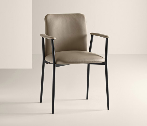 Siloe P | Armchair | Chairs | Frag