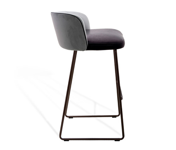 GAIA LINE
Bar stool | Tabourets de bar | KFF