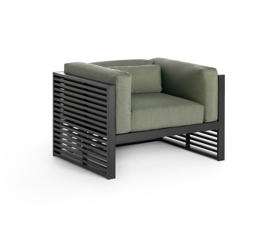 DNA Lounge Chair | Armchairs | GANDIABLASCO