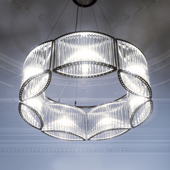 Stilio 800 | Lámparas de suspensión | Licht im Raum