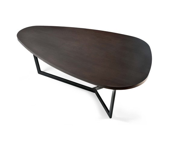 Apolo dining table | Esstische | Tagged De-code