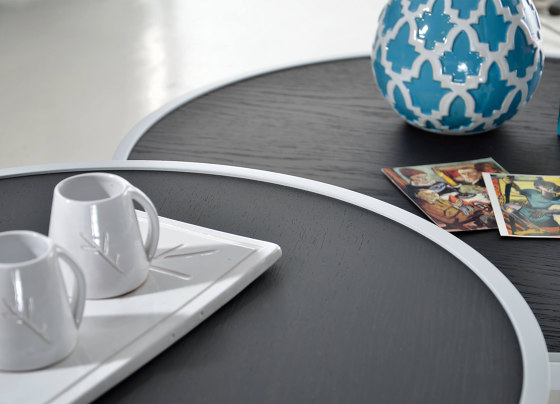 Crown coffee table | Mesas de centro | Tagged De-code