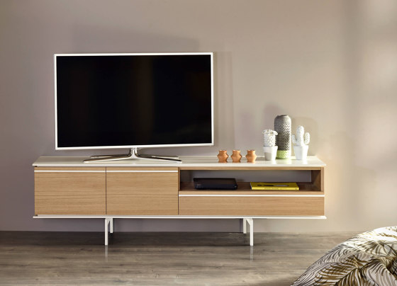 Line tv-unit | TV & Audio Furniture | Tagged De-code
