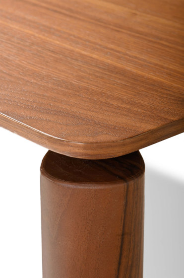 Vadema Round leg dining table | Esstische | Tagged De-code