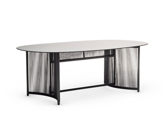 Altana T-OV | Dining tables | CHAIRS & MORE