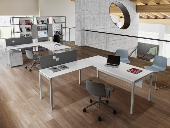 Italo_forty desk with hanging return | Desks | ALEA